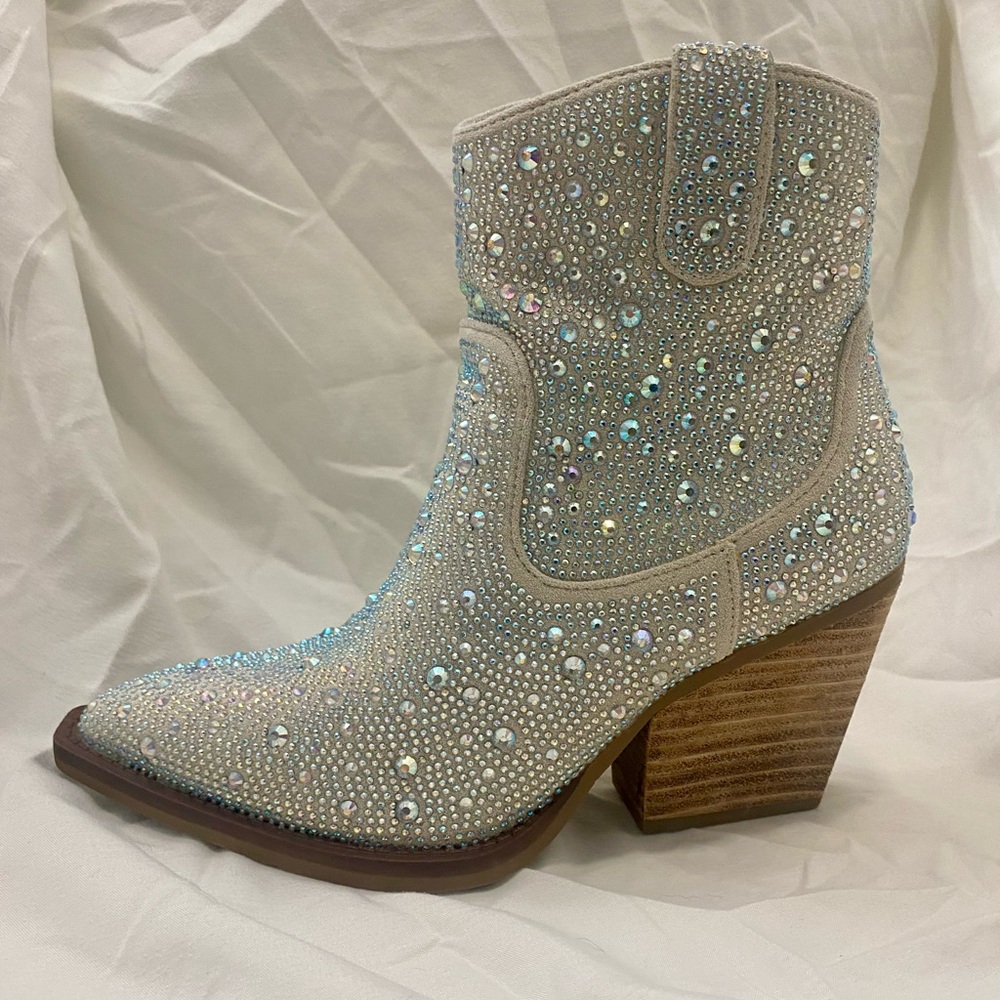 Very G Kady Rhinestone Boots size 7 - Picture 9 of 12